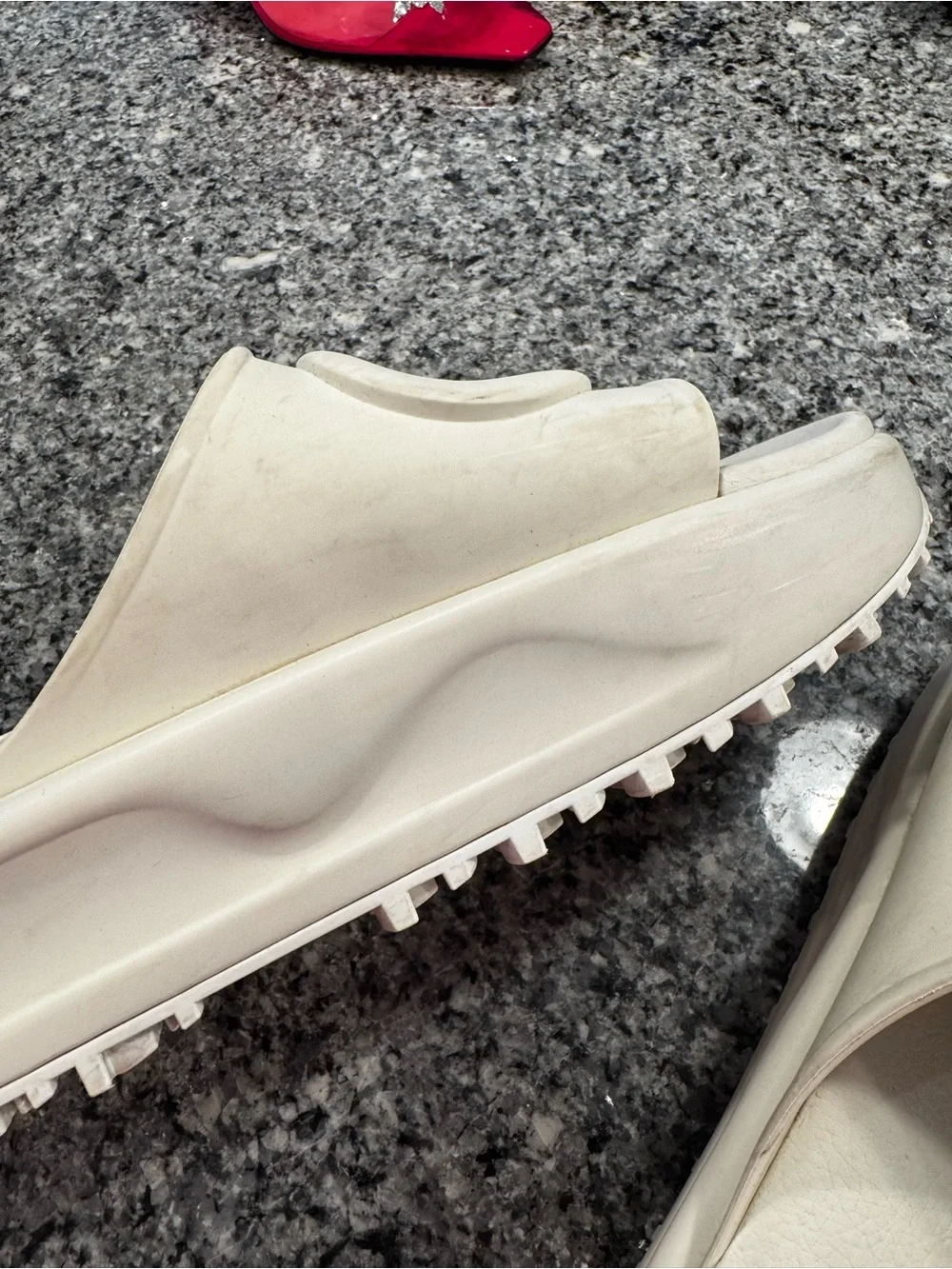 Gucci Cream Rubber Interlocking GG Slide Sandals - Size 41